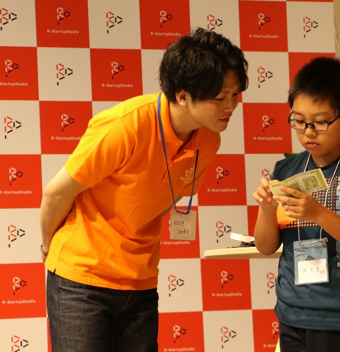 �M�� ���V��